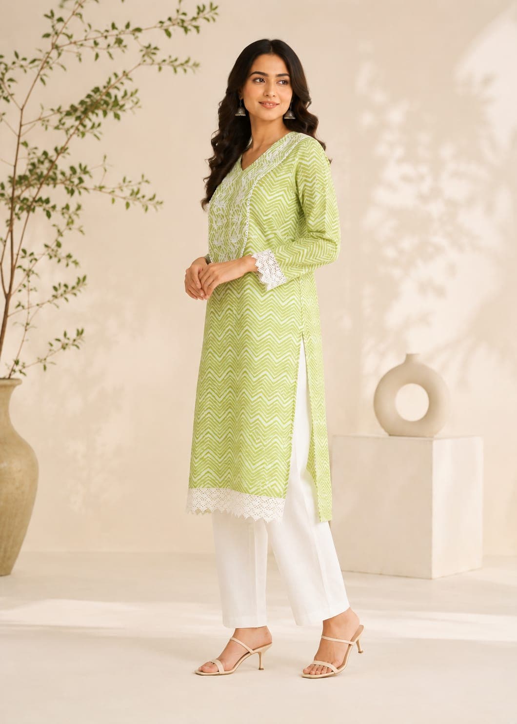 Savera — alternate view